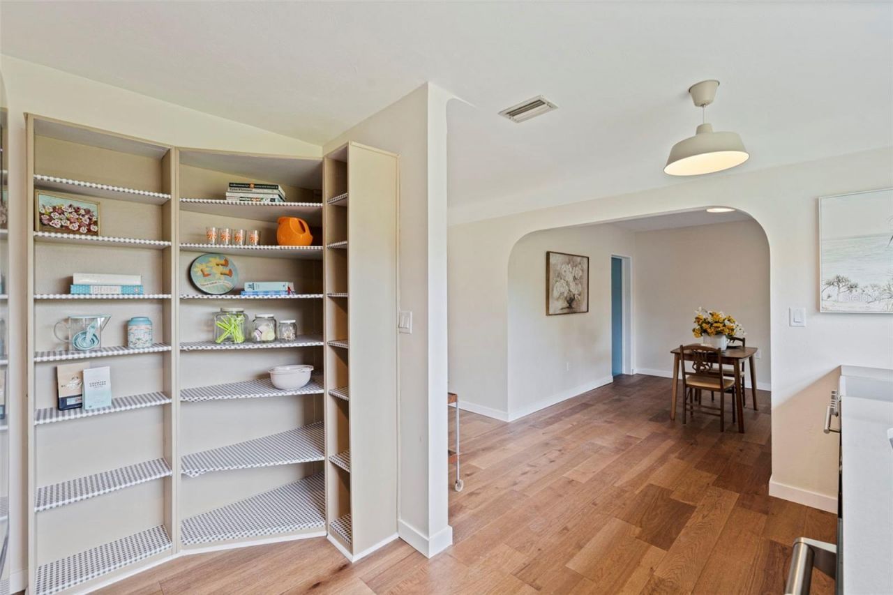 801 65th Avenue S, Saint Petersburg, FL 33705 Photo