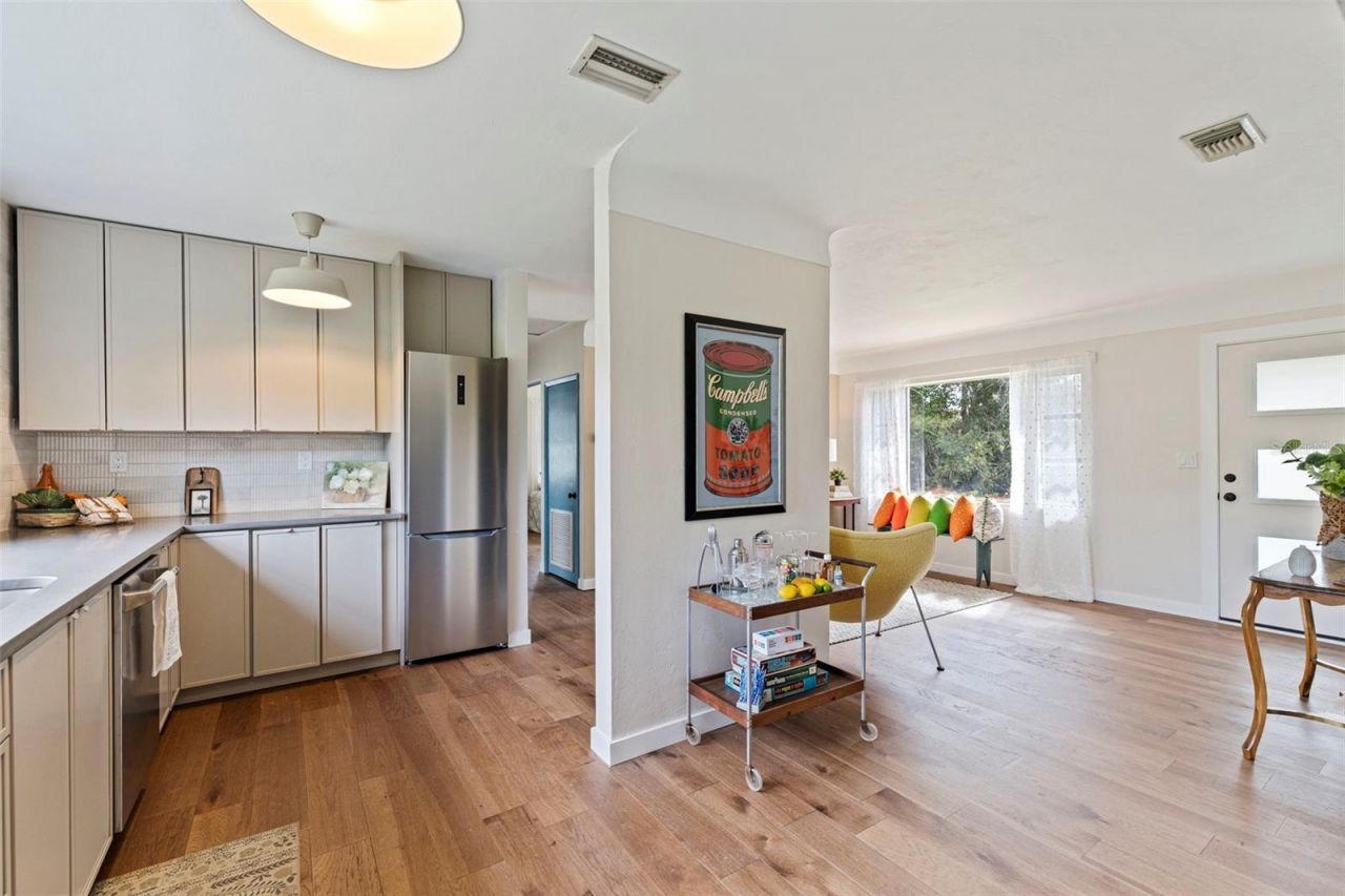801 65th Avenue S, Saint Petersburg, FL 33705 Photo