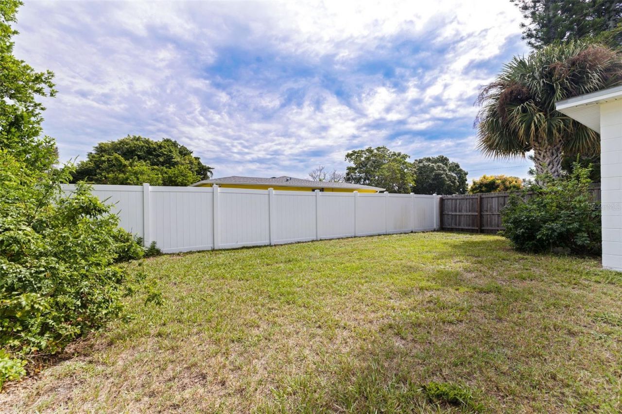 801 65th Avenue S, Saint Petersburg, FL 33705 Photo