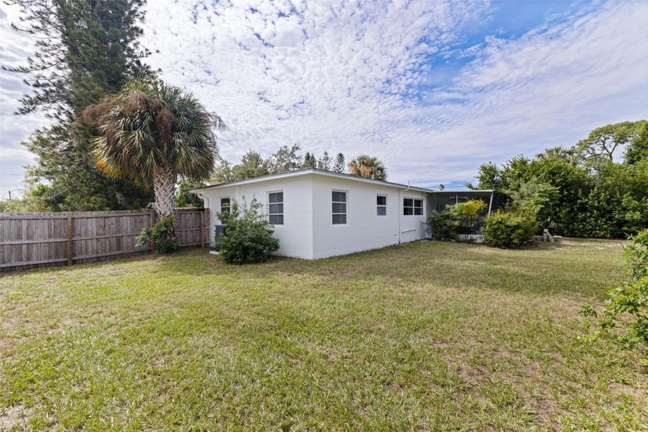 801 65th Avenue S, Saint Petersburg, FL 33705 Photo