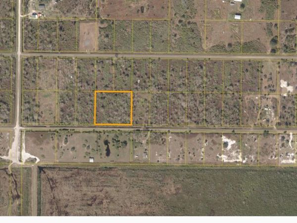 15787 NW 252ND STREET , OKEECHOBEE, FL 34972