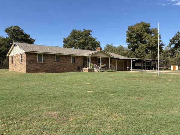 12925 Lakeroad Drive, McLoud, OK 74851