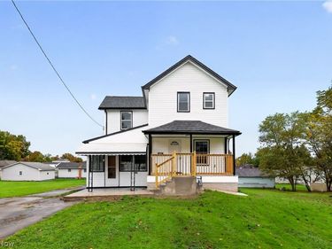 667 Hyatt Avenue , Campbell, OH 44405