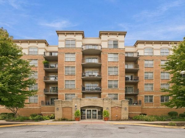 9530 Cook Avenue , Unit 401, Oak Lawn, IL 60453