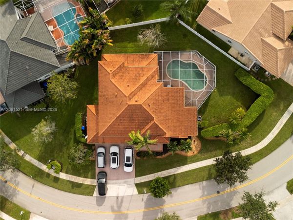 17930 NW 13th St , Pembroke Pines, FL 33029