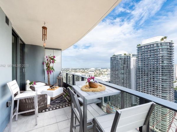 Unit 4214, Miami, FL 33131