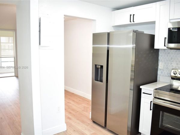 2780 N Pine Island Rd , Unit 211, Sunrise, FL 33322