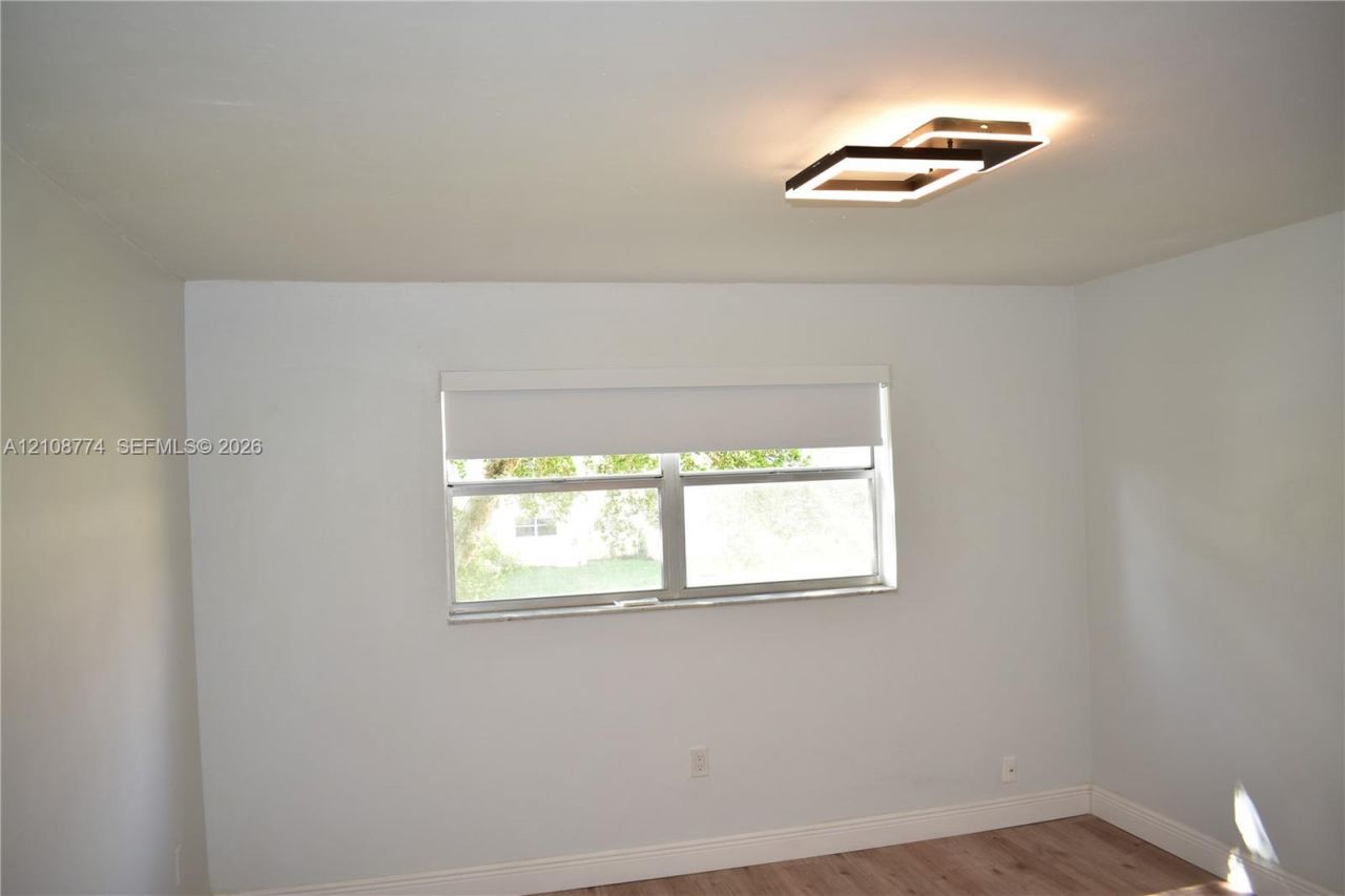 2780 N Pine Island Rd , Unit 211, Sunrise, FL 33322 Photo