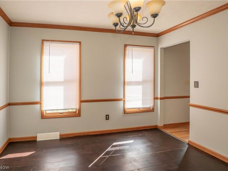 498 Herbert Road, Akron, OH 44312 Photo 11