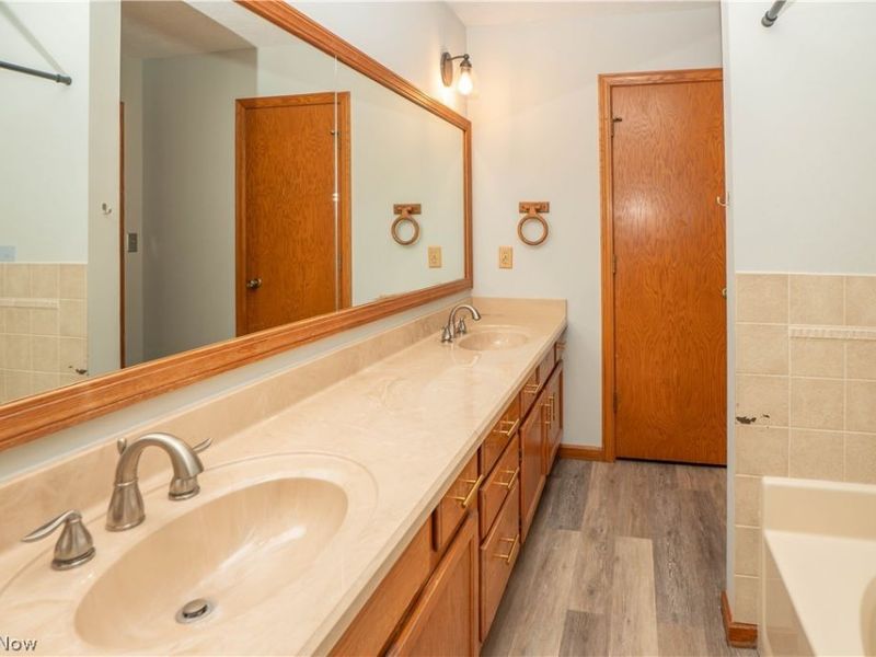 498 Herbert Road, Akron, OH 44312 Photo 31
