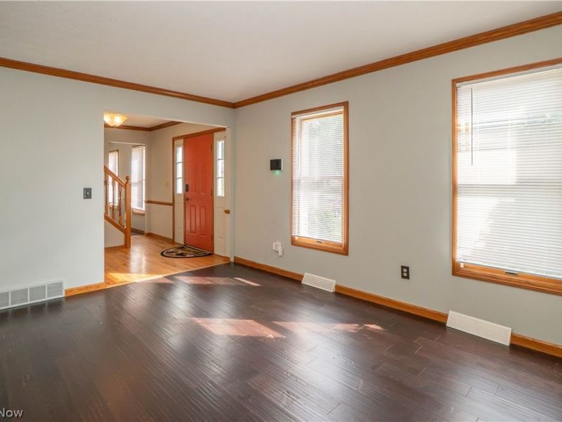 498 Herbert Road, Akron, OH 44312 Photo 7