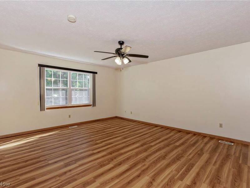7572 Monterey Bay Drive, Mentor on the Lake, OH 44060 Photo 21