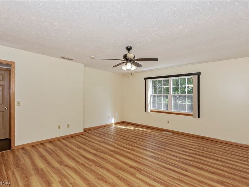 7572 Monterey Bay Drive, Mentor on the Lake, OH 44060 Photo 23