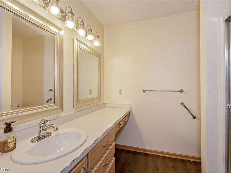 7572 Monterey Bay Drive, Mentor on the Lake, OH 44060 Photo 24
