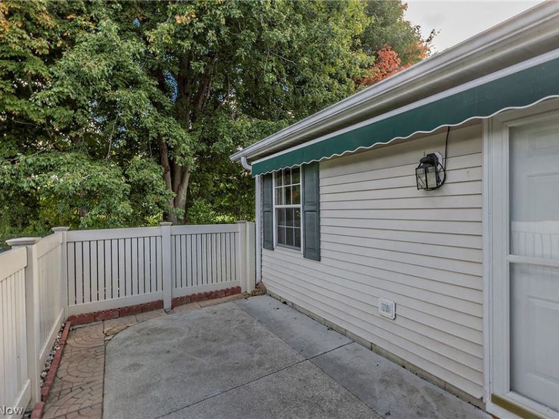 7572 Monterey Bay Drive, Mentor on the Lake, OH 44060 Photo 35