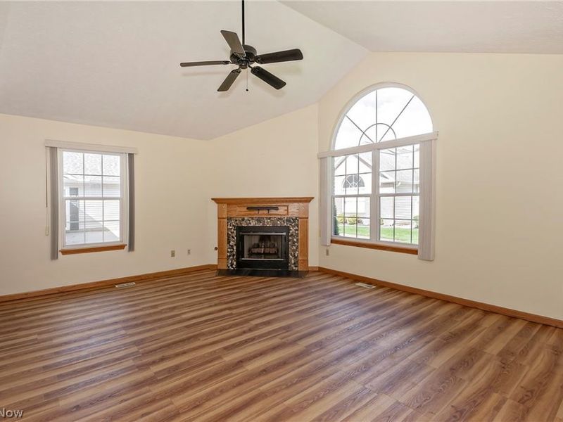 7572 Monterey Bay Drive, Mentor on the Lake, OH 44060 Photo 5