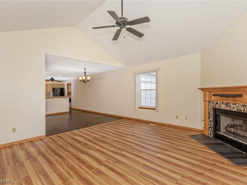 7572 Monterey Bay Drive, Mentor on the Lake, OH 44060 Photo 6