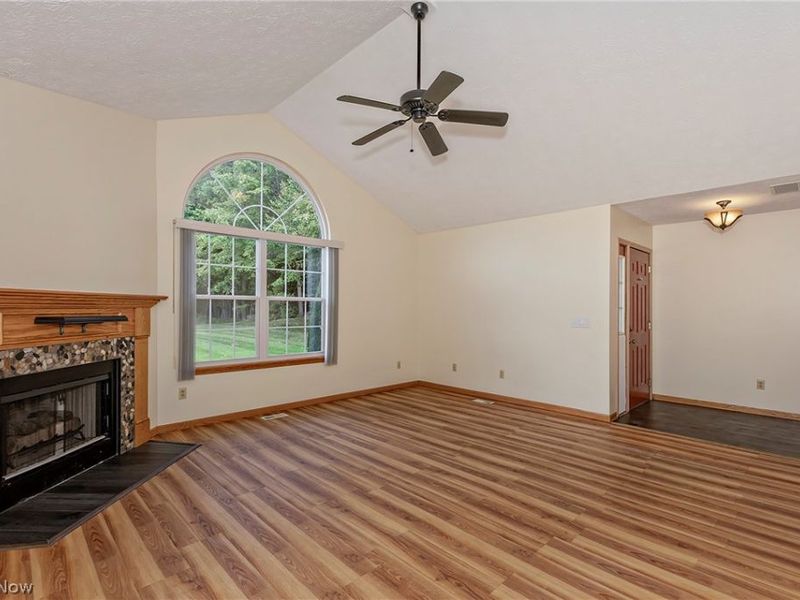 7572 Monterey Bay Drive, Mentor on the Lake, OH 44060 Photo 9