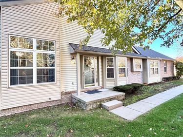 41222 Bermuda Drive, Sterling Heights, Mi 48314