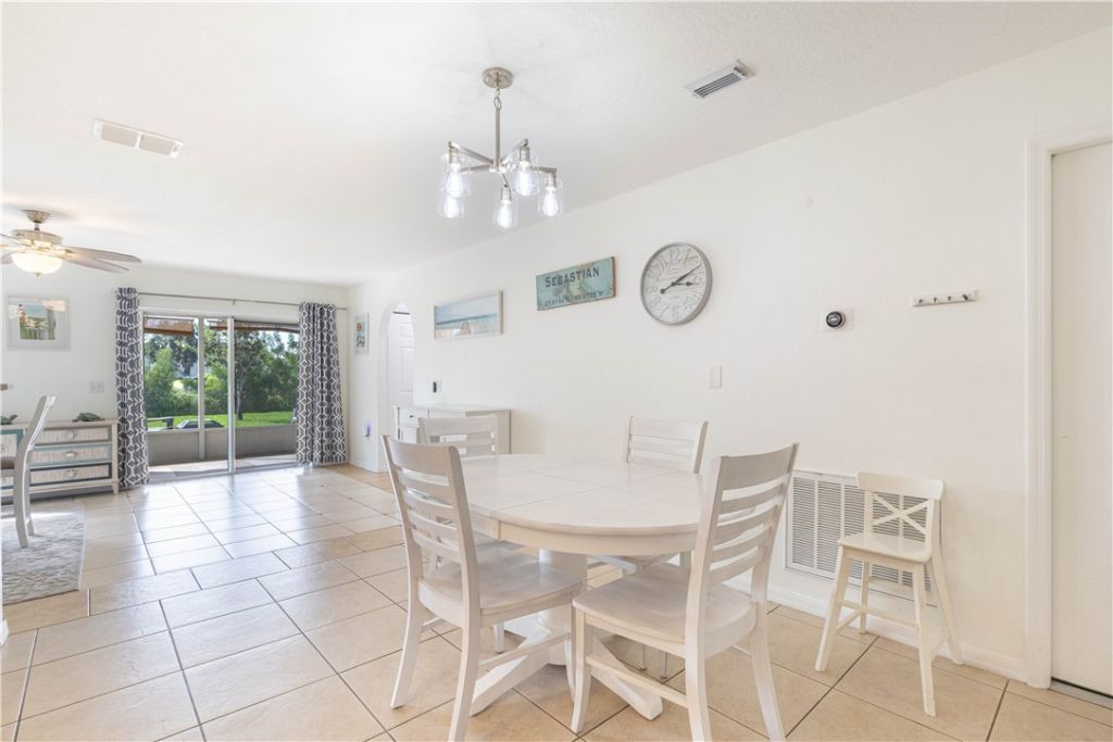 126 Morgan Circle, Sebastian, FL 32958 Photo