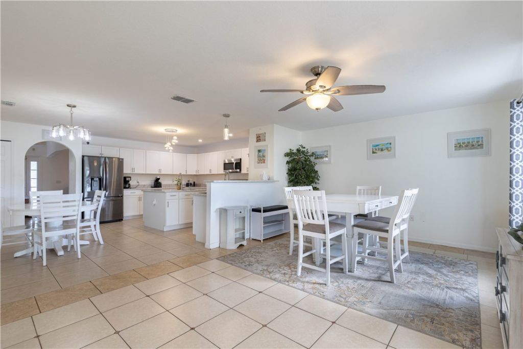 126 Morgan Circle, Sebastian, FL 32958 Photo