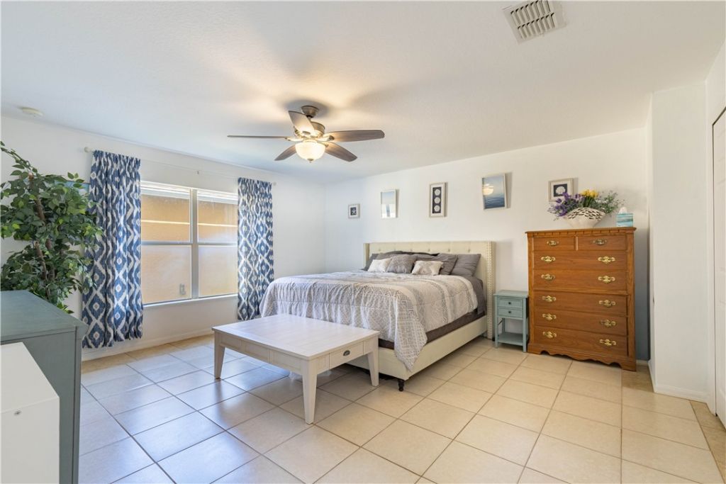 126 Morgan Circle, Sebastian, FL 32958 Photo