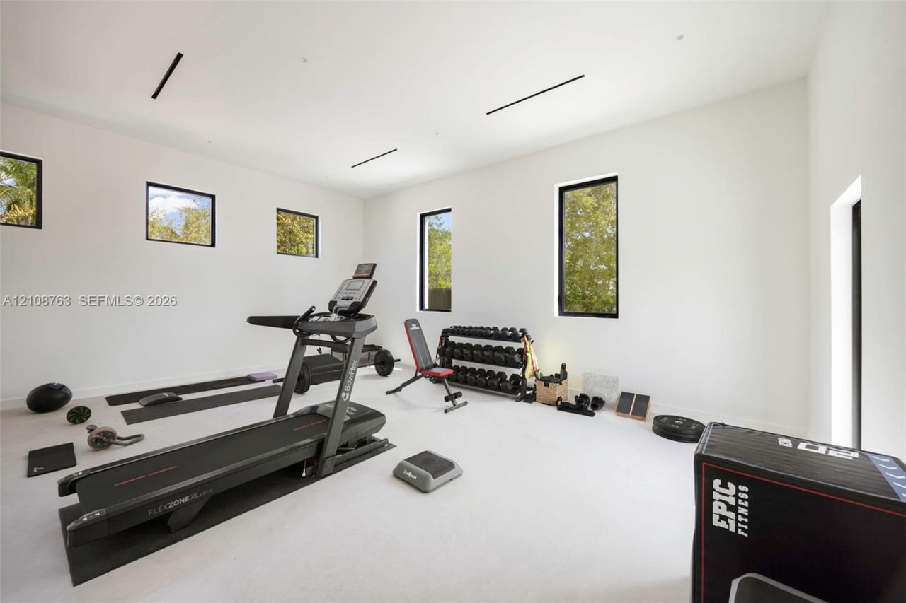 6973 SW 151st St , Palmetto Bay, FL 33158 Photo
