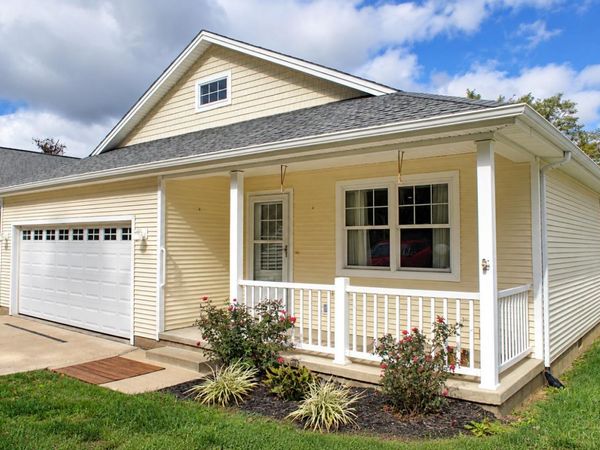 128 Springlake Avenue, Hillsboro, OH 45133