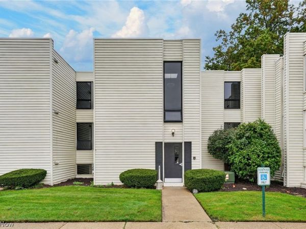 1675 Cedarwood Drive , Unit D, Westlake, OH 44145