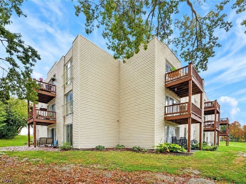 1675 Cedarwood Drive, Unit D, Westlake, OH 44145 Photo 25