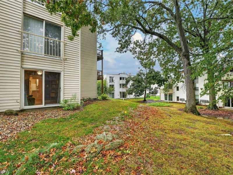 1675 Cedarwood Drive, Unit D, Westlake, OH 44145 Photo 26