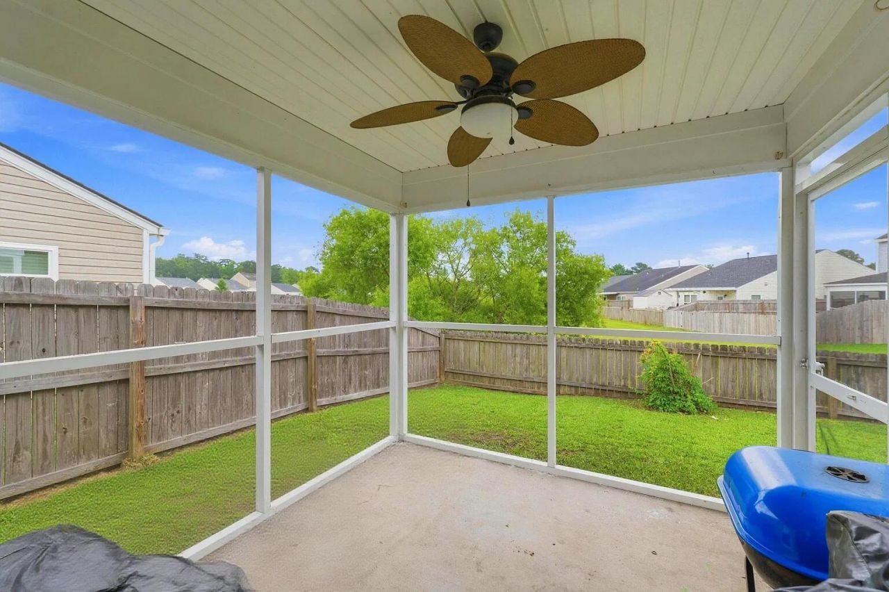 153 Tyger Street Photo 14