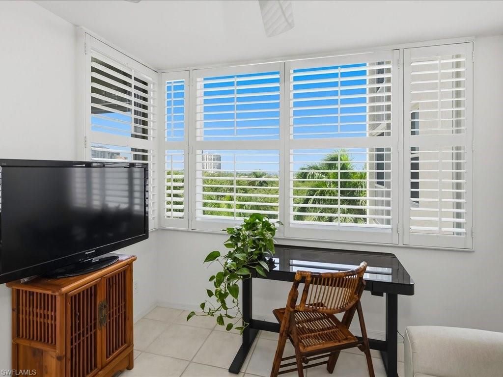 5550 Heron Point Dr , Unit 402, Naples, FL 34108 Photo