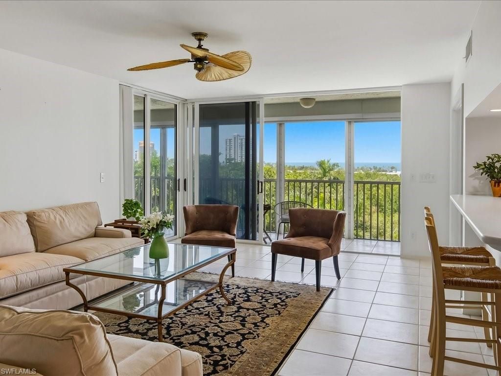 5550 Heron Point Dr , Unit 402, Naples, FL 34108 Photo