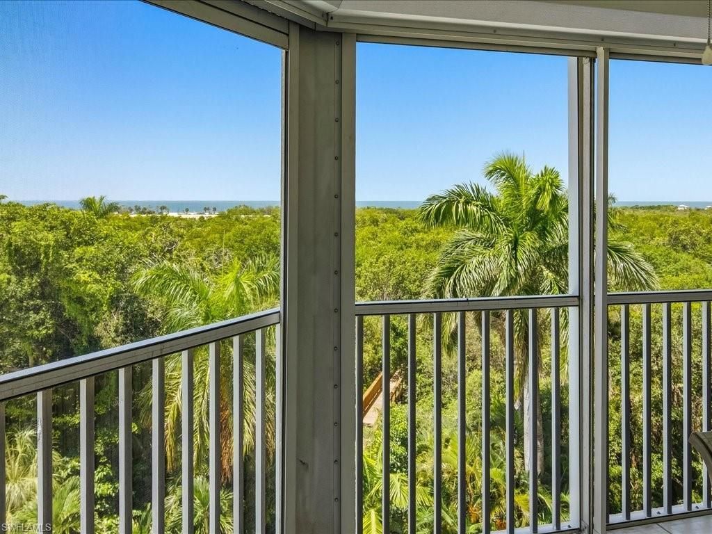 5550 Heron Point Dr , Unit 402, Naples, FL 34108 Photo