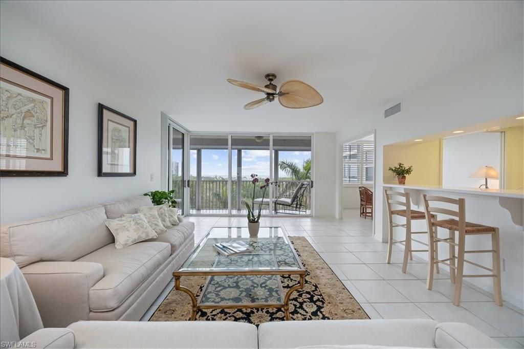 5550 Heron Point Dr , Unit 402, Naples, FL 34108 Photo