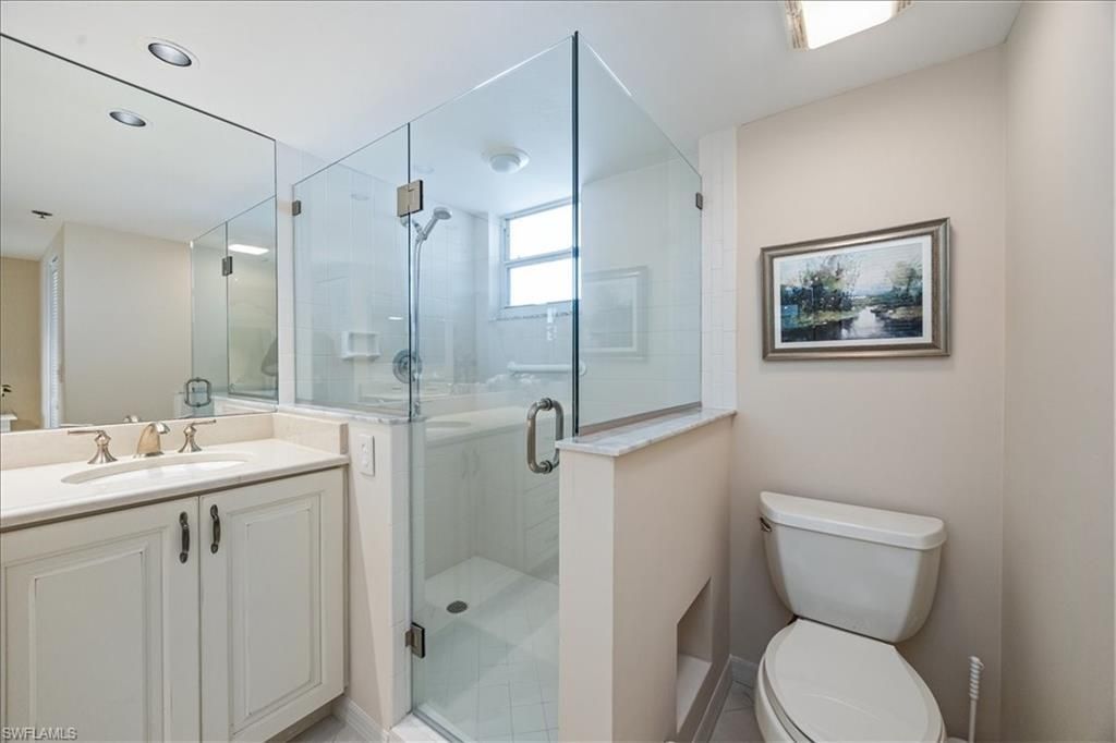 5550 Heron Point Dr , Unit 402, Naples, FL 34108 Photo