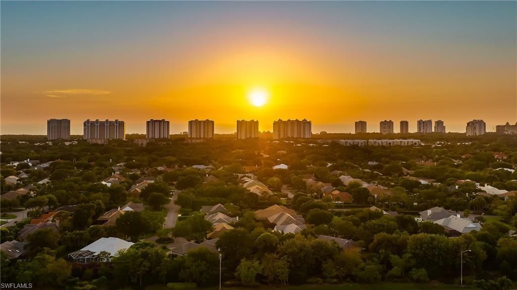 5550 Heron Point Dr , Unit 402, Naples, FL 34108 Photo