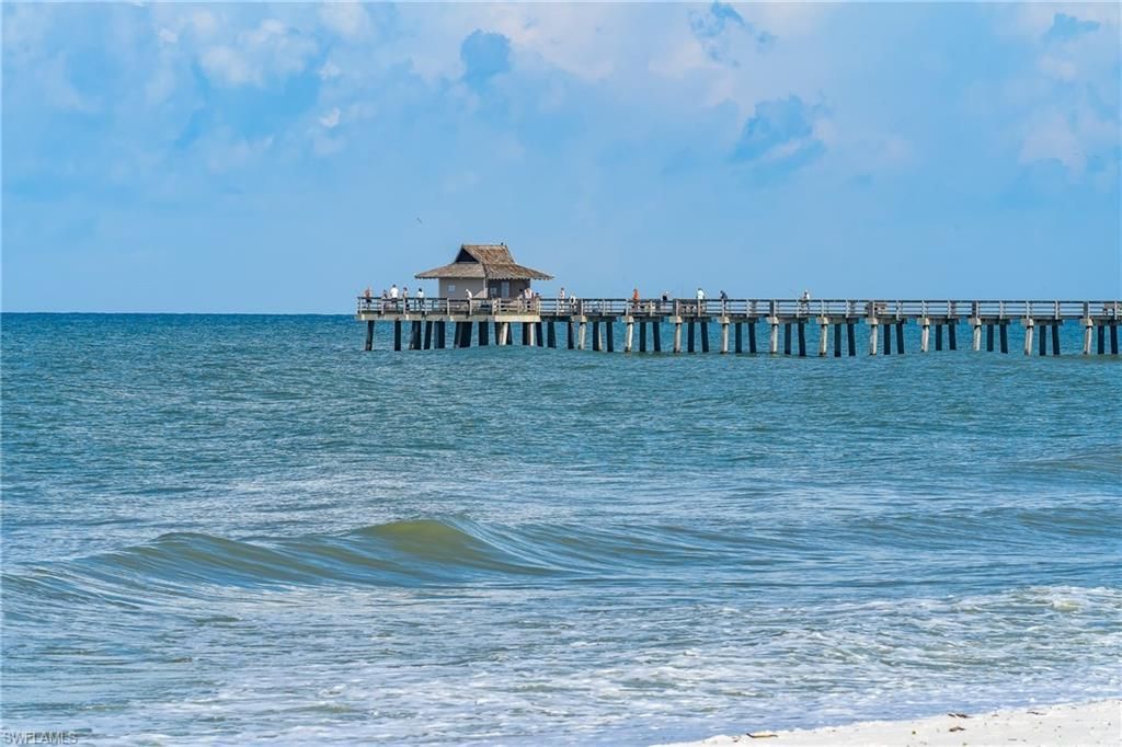 5550 Heron Point Dr , Unit 402, Naples, FL 34108 Photo