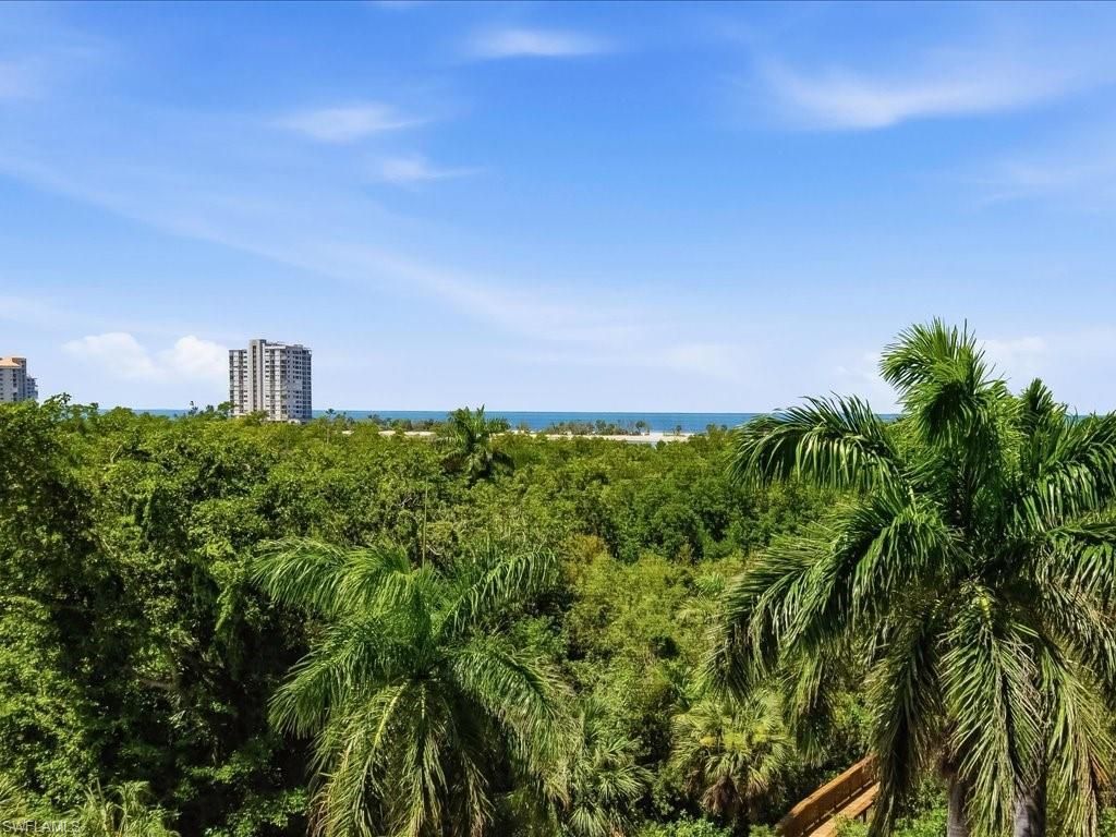 5550 Heron Point Dr , Unit 402, Naples, FL 34108 Photo