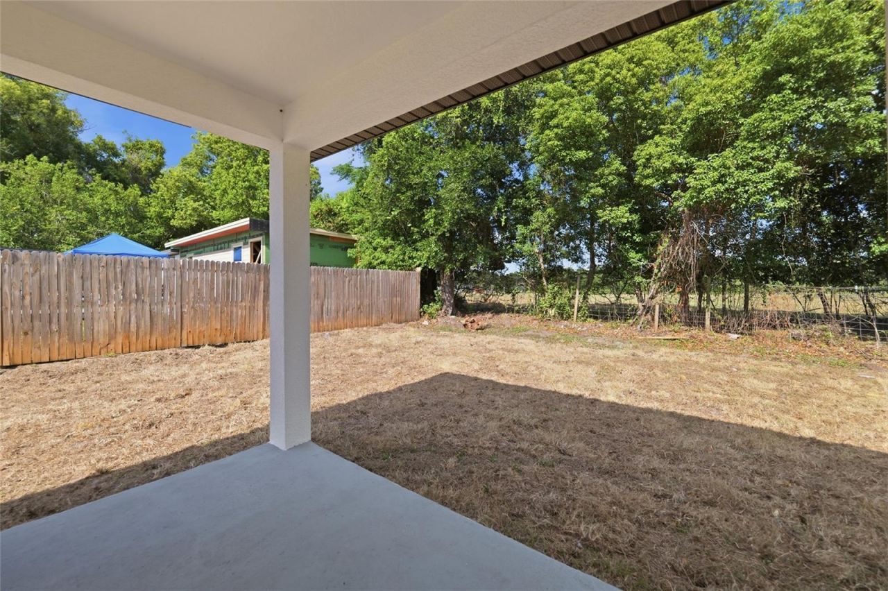 15304 16th Street , Dade City, FL 33523 Photo