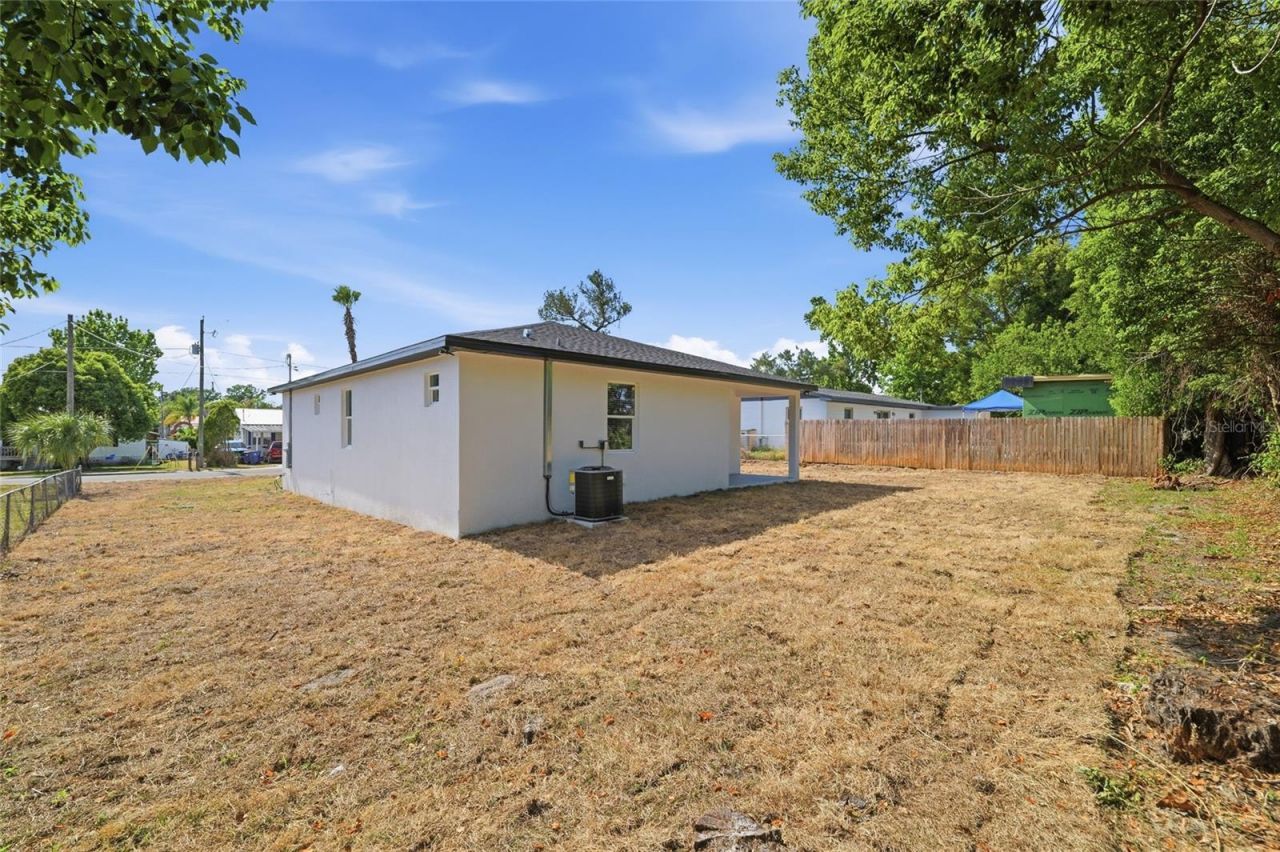 15304 16th Street , Dade City, FL 33523 Photo