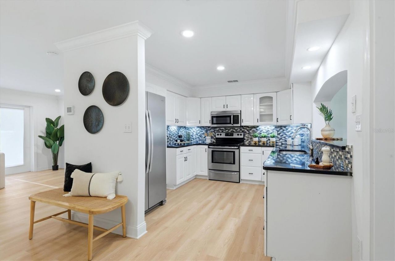 7313 Starfish Drive , Sarasota, FL 34231 Photo