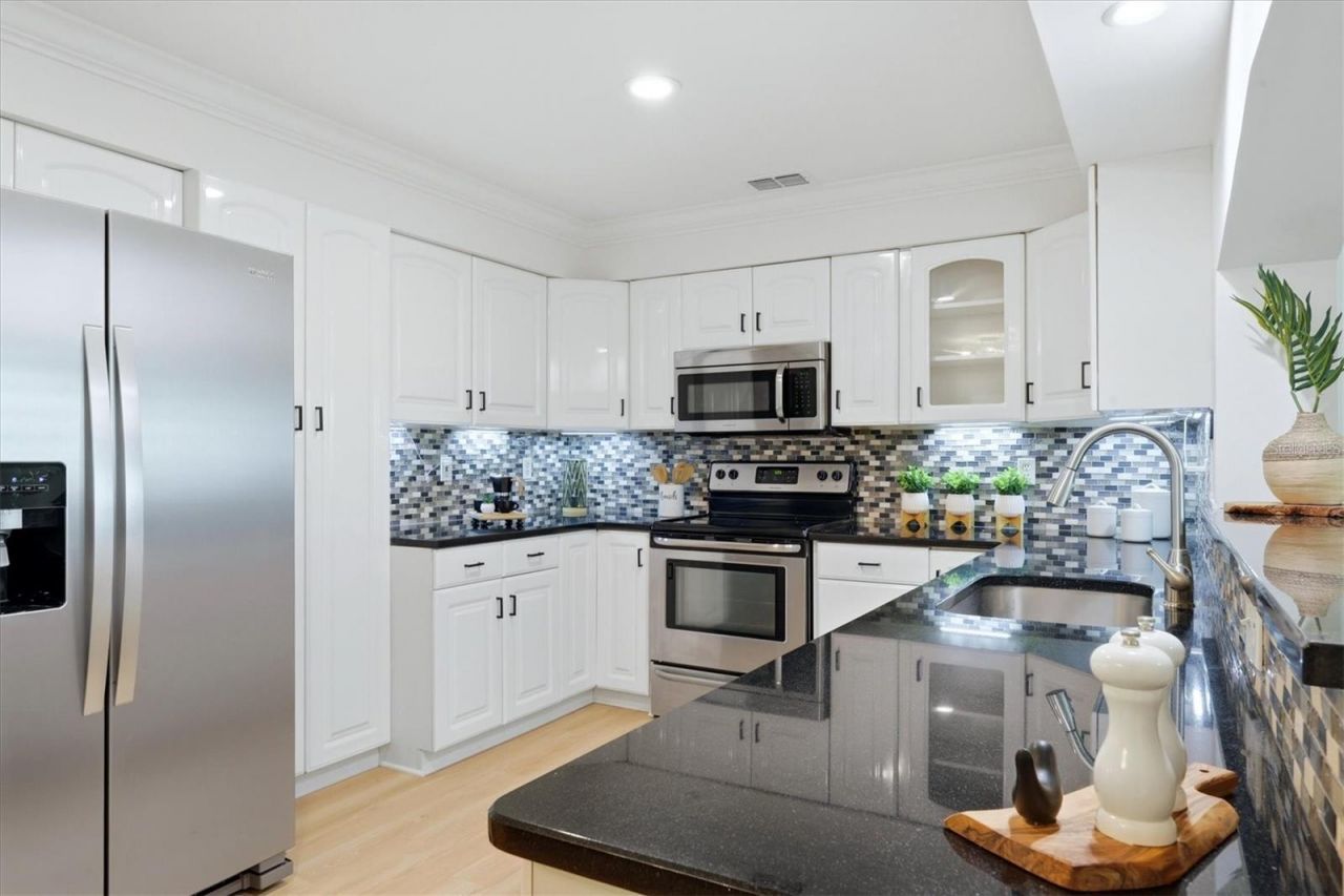7313 Starfish Drive , Sarasota, FL 34231 Photo