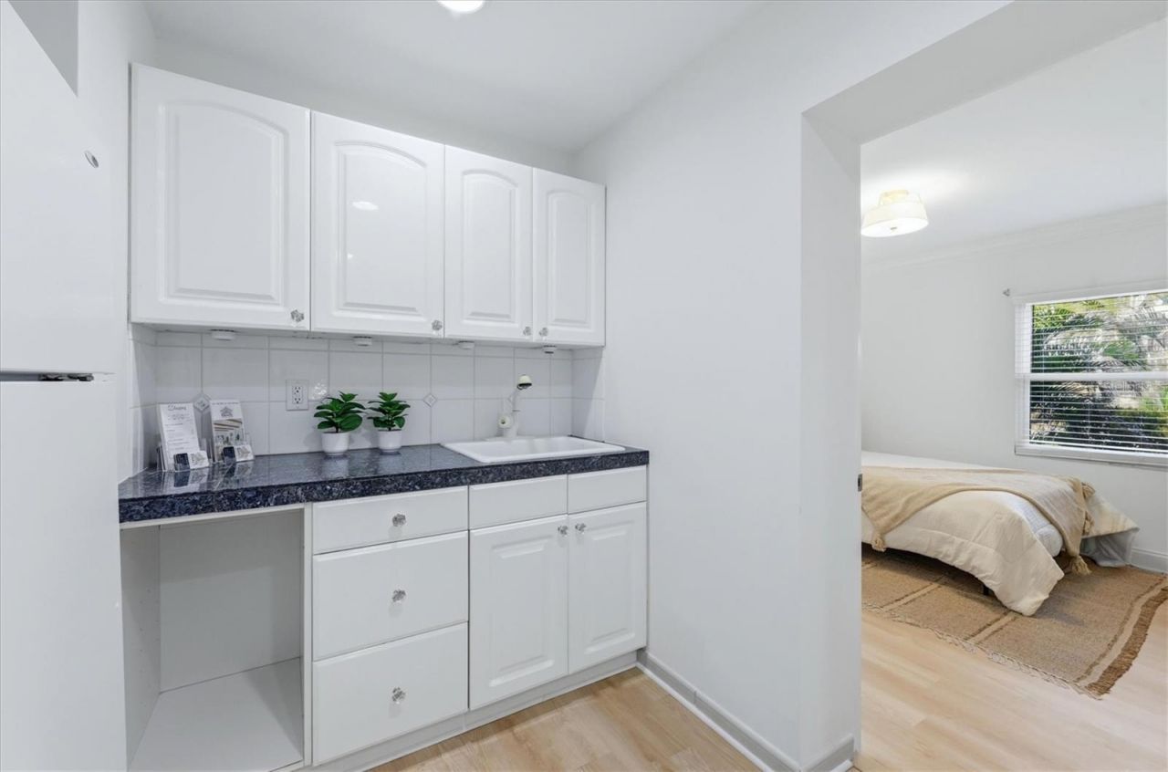 7313 Starfish Drive , Sarasota, FL 34231 Photo