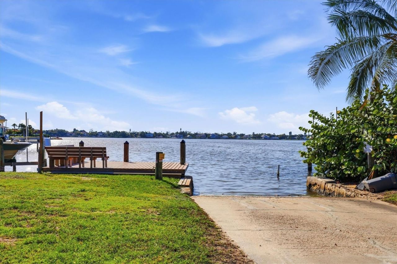 7313 Starfish Drive , Sarasota, FL 34231 Photo