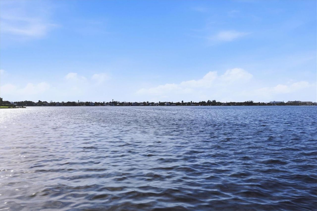 7313 Starfish Drive , Sarasota, FL 34231 Photo