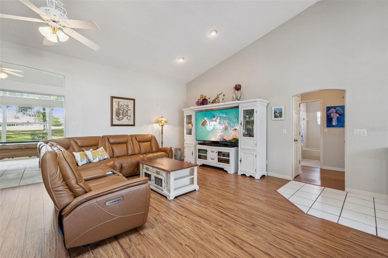 21113 Edinborough Place , Leesburg, FL 34748 Photo