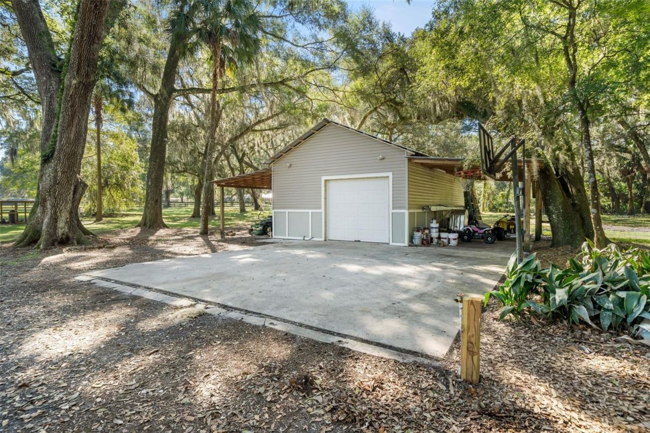 13680 NE 38th Avenue , Anthony, FL 32617 Photo