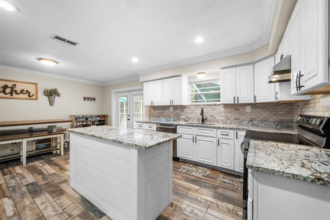 13680 NE 38th Avenue , Anthony, FL 32617 Photo